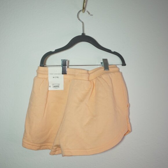 Free Assembly Fleece Poncho & Shorts - Picture 7 of 14